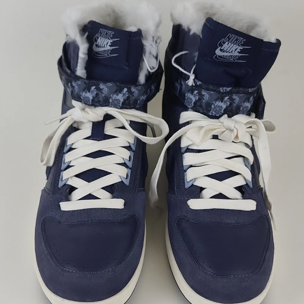New Sample Women's Nike Delta Lite Mid Premium Faux Fur
